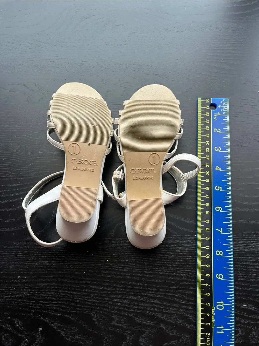 Cherokee White Faux Leather Strappy Block Heel Sandals Size 1 Rhinestone Girls